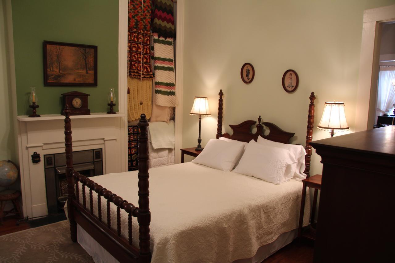 Riverboat Bed & Breakfast 나체스 외부 사진